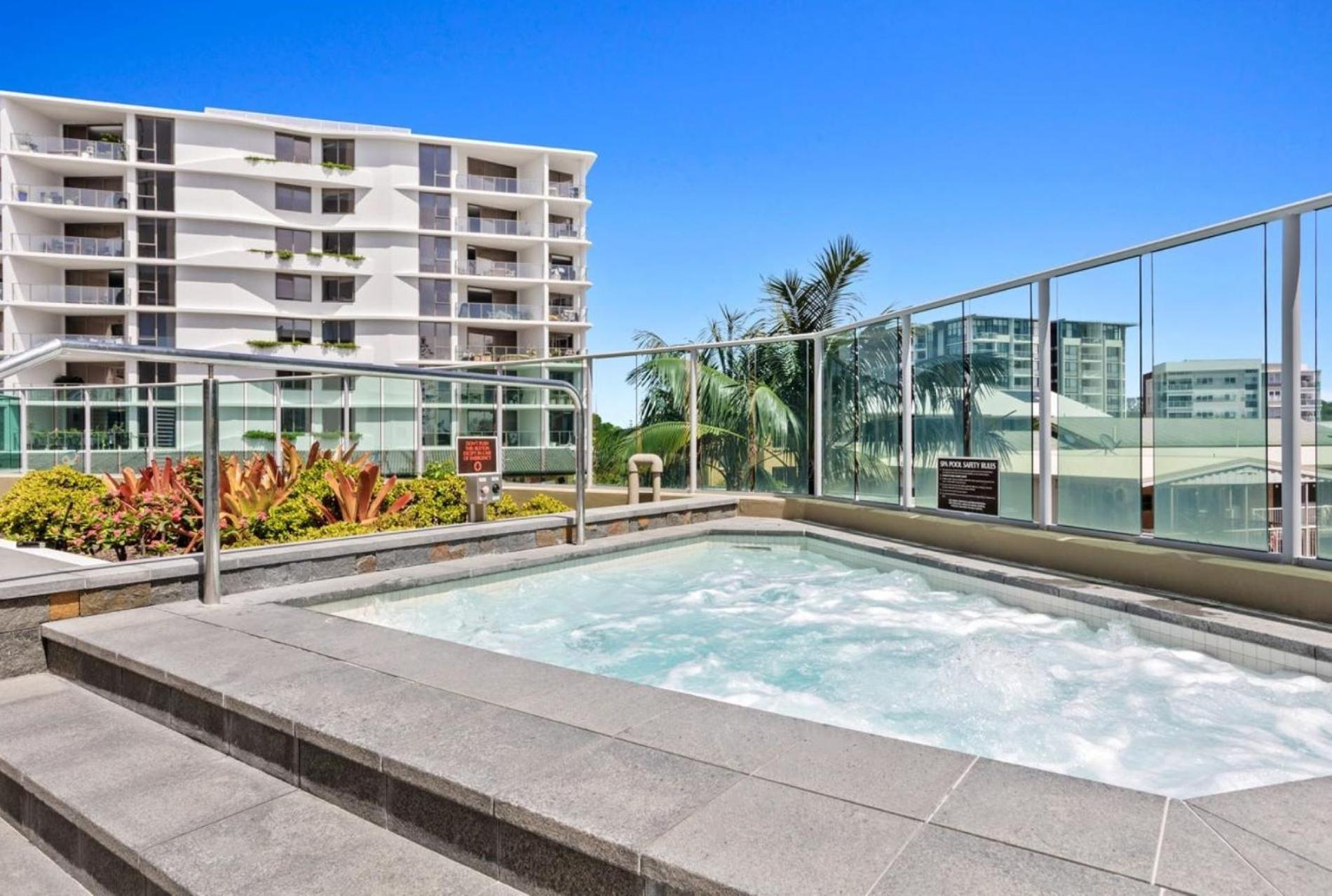 Apartment Luxury Beachfront In Kirra *