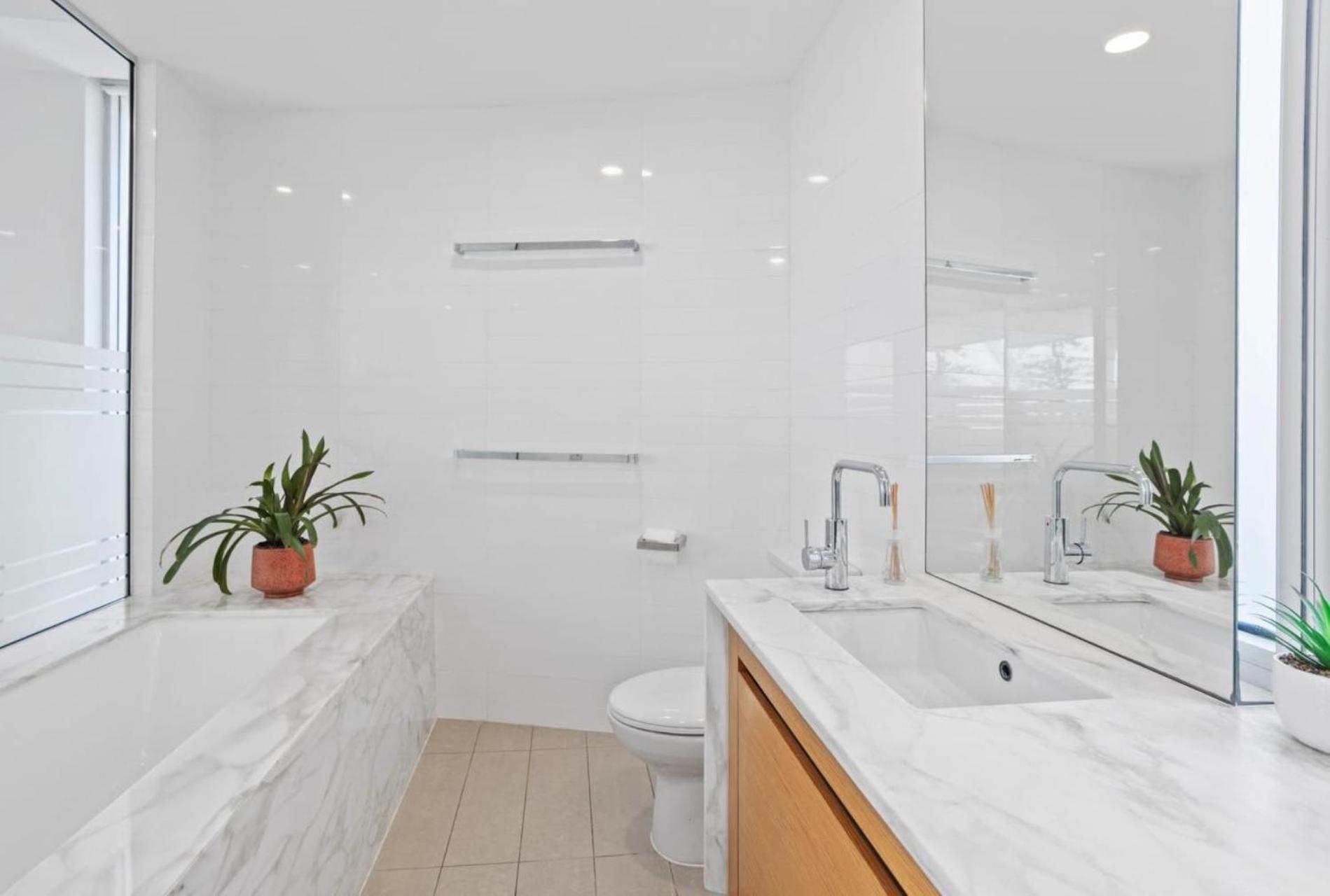 Luxury Beachfront In Kirra Gold Coast