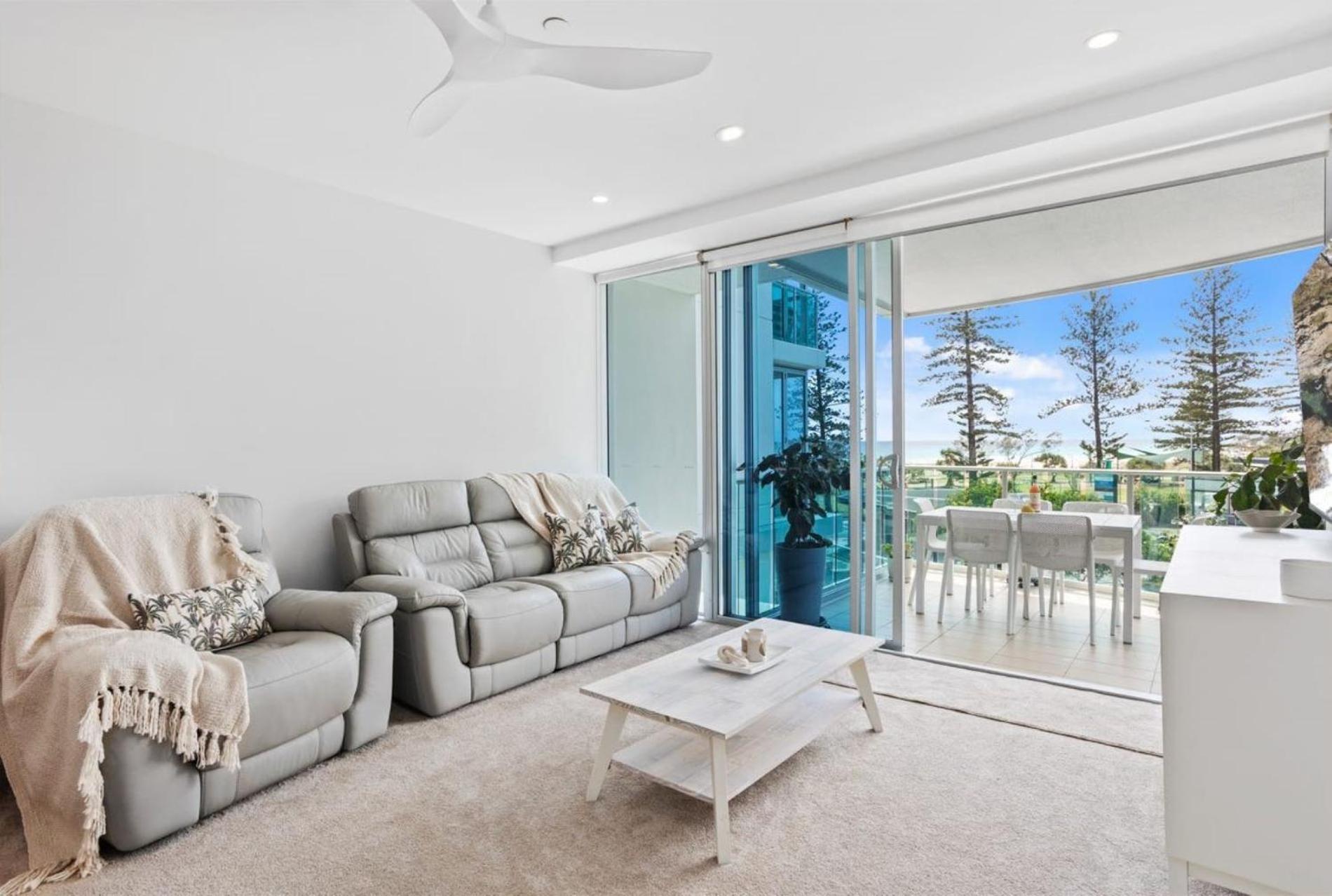Luxury Beachfront In Kirra Gold Coast