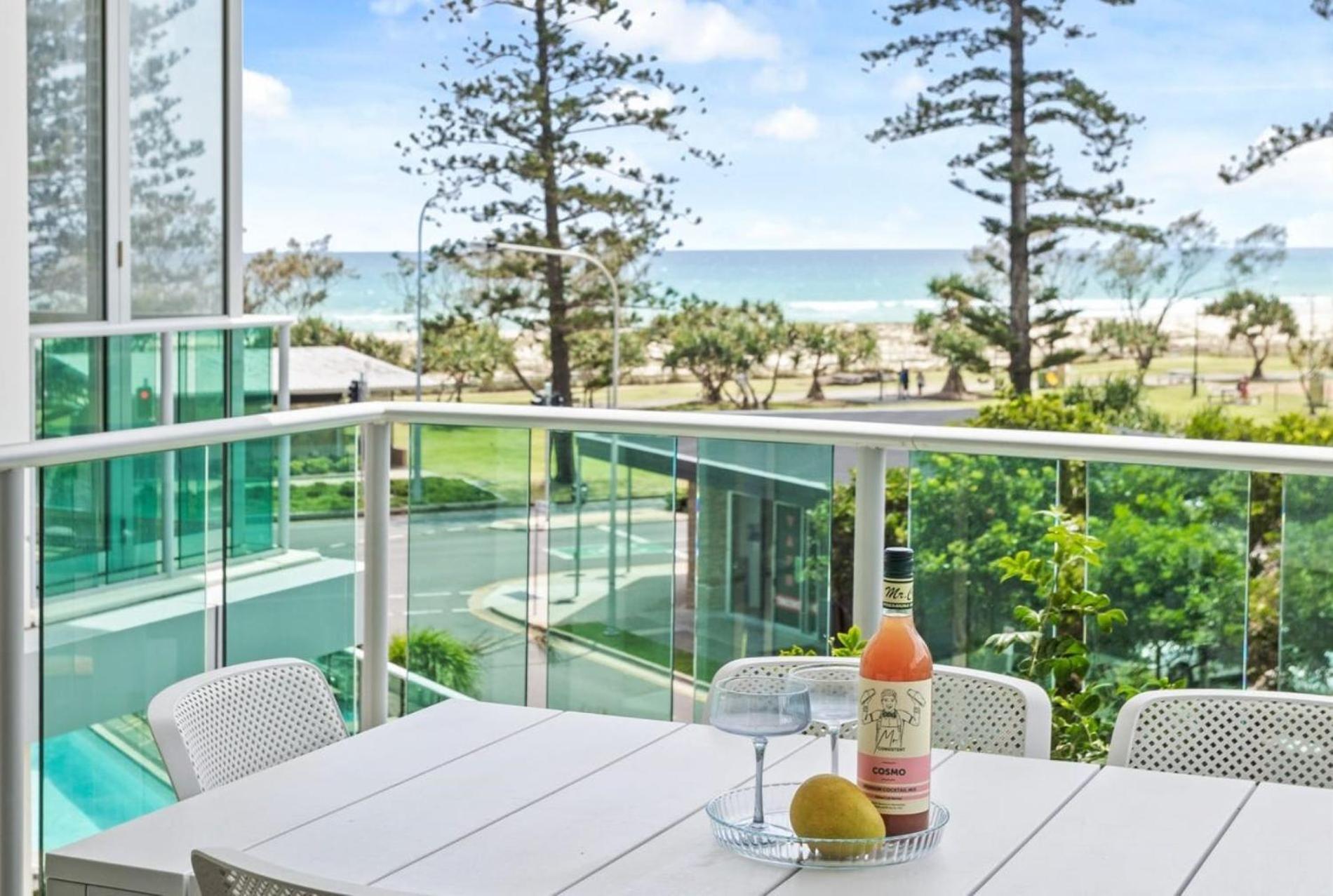 Apartment Luxury Beachfront In Kirra *